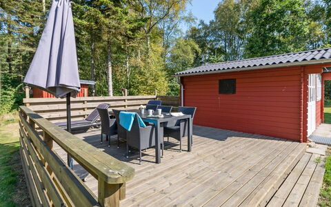 Harthe - 800M from the Sea: Svømmepøl, Udendørs Møbler, Møbel, Udvej, Flise, Eco Hotel, Skygge, Stol, Fritid, Estate