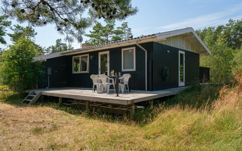 Adelisa - 600M from the Sea: Træ, Hjem, Veranda, Dæk, Hårdttræ, Tag, Bejdse, Trægulve, Eco Hotel