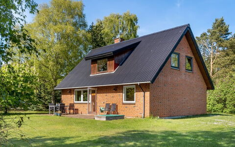 Ognen - 1.5Km from the Sea: Svømmepøl, Udendørs Møbler, Møbel, Udvej, Flise, Eco Hotel, Skygge, Stol, Fritid, Estate