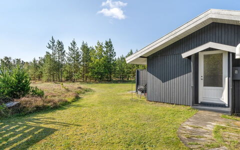 Dorith - 400M from the Sea: Arkitektur, Tag, Hjem, Kompositmateriale, Dagslys, Sidespor, Indkørsel