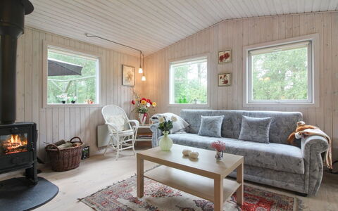 Elmer - 400M from the Sea: Græs, Græs-, Land Lot, Sommerhus, Landdistrikt, Eng, Garden Bygninger, Have, Skur