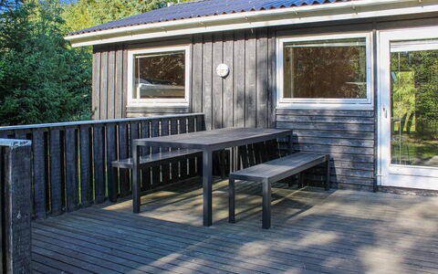 Gretelise - 2Km from the Sea: Boligområde, Tag, Forstad, Indkørsel, Estate, Skorsten