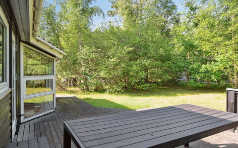 Gretelise - 2Km from the Sea: Boligområde, Tag, Forstad, Indkørsel, Estate, Skorsten