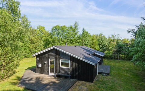 Gretelise - 2Km from the Sea: Boligområde, Tag, Forstad, Indkørsel, Estate, Skorsten