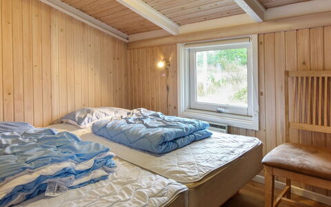 Eldmar - 500M from the Sea: Tag, Hus, Land Lot, Hjem, Sommerhus, Estate, Garden Bygninger, Skygge, Bjælkehytte, Landscaping