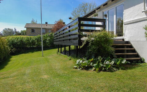 Melina - 100M from the Sea: Svømmepøl, Udendørs Møbler, Møbel, Udvej, Flise, Eco Hotel, Skygge, Stol, Fritid, Estate