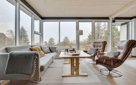 Lefke - 400M to the Fjord: Arkitektur, Tag, Hjem, Kompositmateriale, Dagslys, Sidespor, Indkørsel