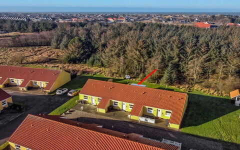 Oddi - 900M from the Sea: Træ, Hjem, Veranda, Dæk, Hårdttræ, Tag, Bejdse, Trægulve, Eco Hotel