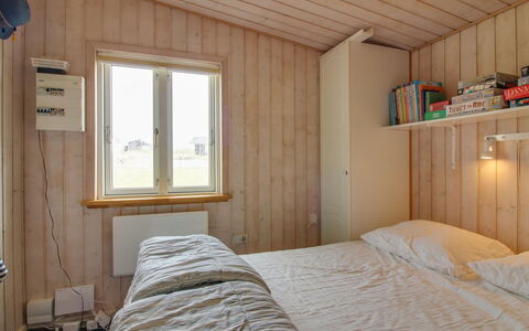 Adi - 75M from the Sea: Møbel, Indretning, Stol, Gulvbelægning, Bord, Udvej, Etage, Loft, Værelse, Eco Hotel