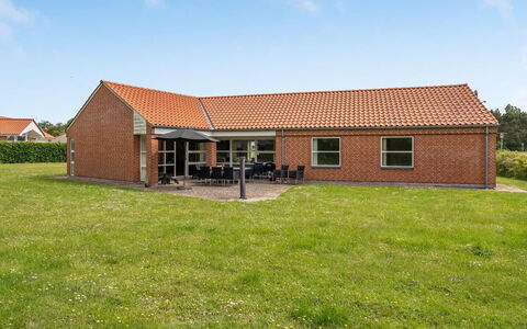 Fengur - 330M from the Sea: Hus, Hjem, Tag, Sommerhus, Estate, Landscaping, Garden Bygninger, Sidespor, Stuehus