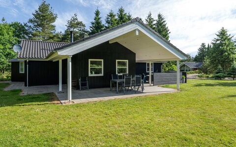Hekla - 30Km from the Sea: Hjem, Sommerhus, Veranda, Hårdttræ, Sidespor, Dæk, Skygge, Planke, Estate, Garden Bygninger