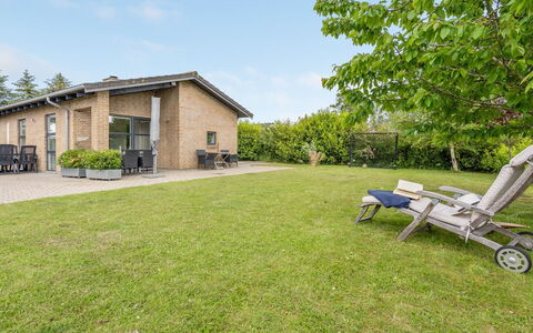 Evangelia - 1.2Km from the Sea: Tag, Hus, Land Lot, Hjem, Sommerhus, Estate, Garden Bygninger, Skygge, Bjælkehytte, Landscaping