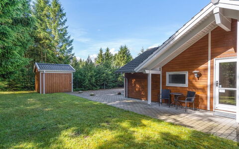 Lisel - 25Km from the Sea: Hjem, Sommerhus, Veranda, Hårdttræ, Sidespor, Dæk, Skygge, Planke, Estate, Garden Bygninger