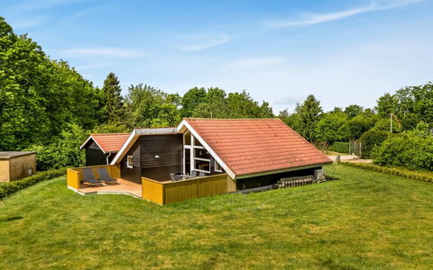 Tiia - 29Km from the Sea: Sommerhus, Hjem, Hus, Tag, Veranda, Estate, Sidespor, Garden Bygninger, Stuehus, Gård