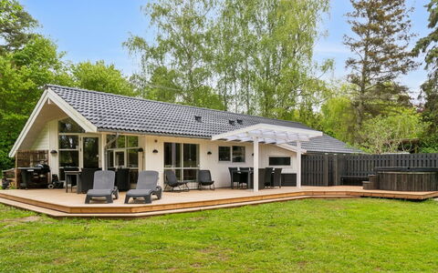 Juke - 425M from the Sea: Sommerhus, Hjem, Hus, Tag, Veranda, Estate, Sidespor, Garden Bygninger, Stuehus, Gård
