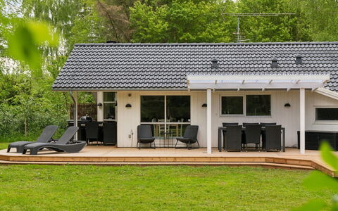 Juke - 425M from the Sea: Sommerhus, Hjem, Hus, Tag, Veranda, Estate, Sidespor, Garden Bygninger, Stuehus, Gård