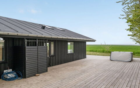 Ajla: Tag, Hus, Hjem, Sommerhus, Dør, Sidespor, Dæk, Veranda, Planke, Hårdttræ