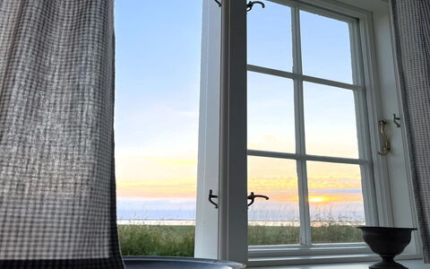 Kielo - 10Km from the Sea: Blå, Busk, Sommerhus, Bunddække, Have, Estate, Skygge, Landscaping, Stuehus, Eco Hotel