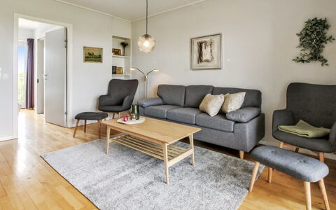Arnulfuer: Tag, Hus, Hjem, Sommerhus, Dør, Sidespor, Dæk, Veranda, Planke, Hårdttræ