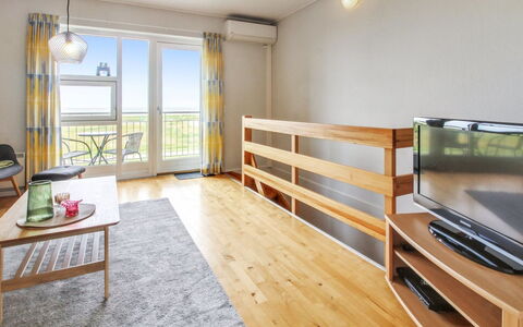 Arnulfuer: Tag, Hus, Hjem, Sommerhus, Dør, Sidespor, Dæk, Veranda, Planke, Hårdttræ