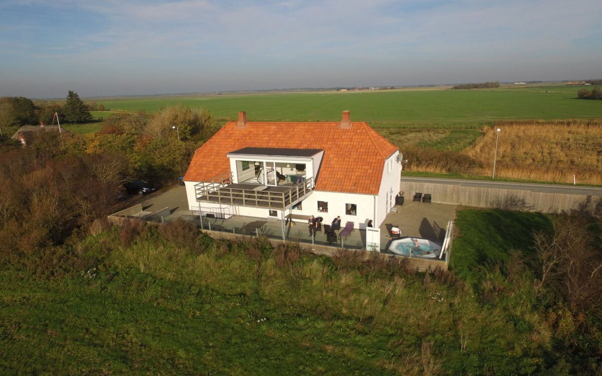 Ammy - 7.5Km from the Sea