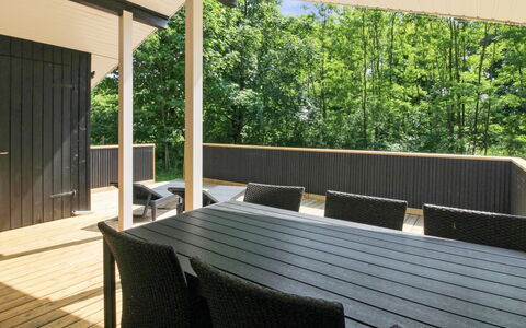 Jutta - 28Km from the Sea: Træ, Gulvbelægning, Etage, Trægulve, Indretning, Veranda, Dæk, Skygge, Hårdttræ, Loft