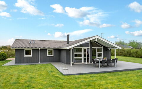 Ingbritt - 700M to the Fjord: Hus, Tag, Hjem, Sommerhus, Skur, Garden Bygninger, Sidespor, Gård, Bjælkehytte, Hytte