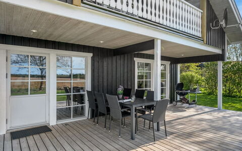 Adelia - 850M to the Fjord: Træ, Veranda, Hjem, Dør, Dæk, Sidespor, Hårdttræ, Sommerhus, Planke, Bejdse