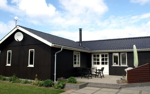 Theodor - 180M to the Fjord: Hus, Hjem, Sommerhus, Estate, Gård, Stuehus, Sidespor, Garden Bygninger, Veranda