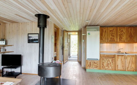 Jaane - 650M to the Fjord: Tag, Sommerhus, Hjem, Skygge, Sidespor, Stuehus, Veranda, Udendørs Struktur, Garden Bygninger