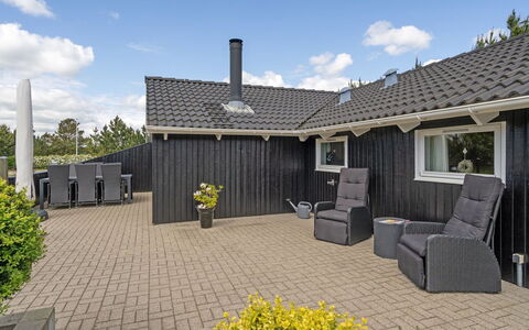 Thore - 400M from the Sea: Sommerhus, Skur, Hytte, Stuehus, Prærie, Hytte, Lade, Bjælkehytte, Garden Bygninger