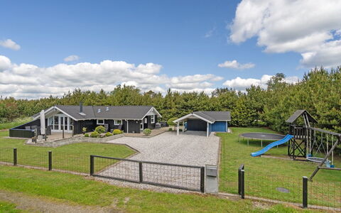 Thore - 400M from the Sea: Sommerhus, Skur, Hytte, Stuehus, Prærie, Hytte, Lade, Bjælkehytte, Garden Bygninger