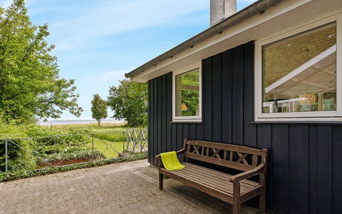 Ødger - 150M to the Fjord: Boligområde, Tag, Forstad, Indkørsel, Estate, Skorsten
