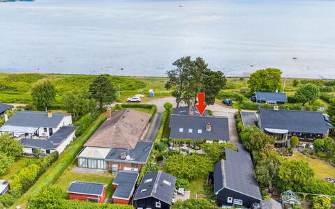 Varma - 25M from the Sea: Lejlighed, Skygge, Altan, Stol, Hegn, Udendørs Møbler, Aluminium, Kunstgræs