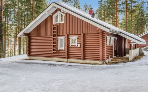 Honkakoli 8: Seng, Møbel, Soveværelse, Indretning, Sengetøj, Sengetøj, Gulvbelægning, Træ, Etage, Værelse