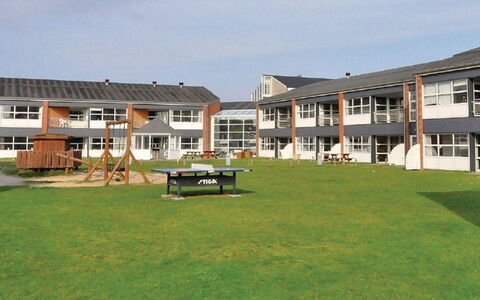 Milly - 100M from the Sea: Møbel, Indretning, Gulvbelægning, Træ, Etage, Loft, Trægulve, Stol, Bord, Belysning