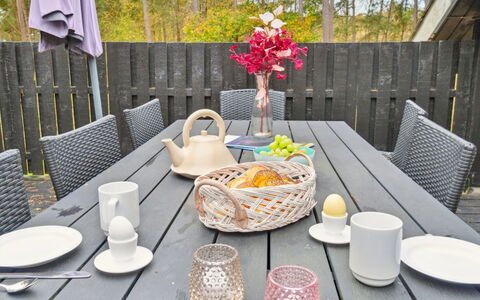 Menke - 150M from the Sea: Hus, Hjem, Tag, Sommerhus, Estate, Landscaping, Garden Bygninger, Sidespor, Stuehus