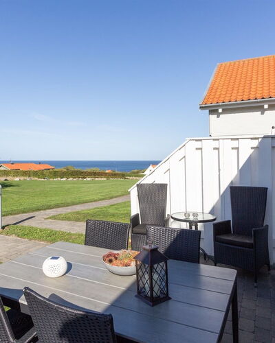 Thamina - 400M from the Sea