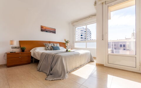 Star: Vand, Himmel, Daytime, Bygning, Azure, Strand, Coastal Og Oceaniske Landskabsformer, Urban Design, Horisont, Sky