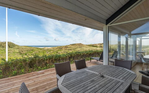 Ejvind - 100M from the Sea: Hjem, Hårdttræ, Sommerhus, Veranda, Estate, Dæk, Bejdse, Eco Hotel, Planke, Trægulve