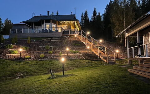 Pihlajaranta: Sommerhus, Gård, Veranda, Aften, Dæk, Bjælkehytte, Eco Hotel