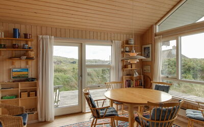 Eunike - 220M from the Sea