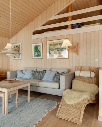 Eunike - 220M from the Sea