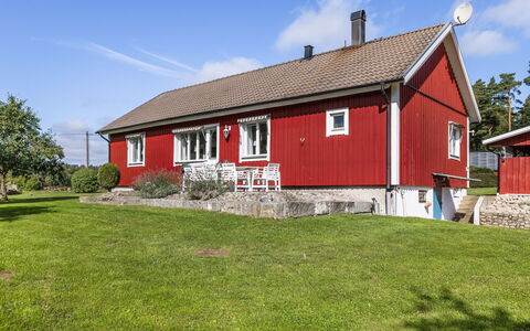 Ryedal: Himmel, Bygning, Sky, Vindue, Plante, Træ, Hus, Naturlige Landskab, Land Lot, Græs