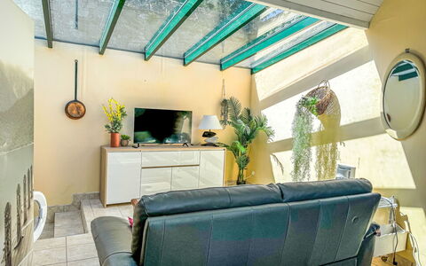La Houle: Indretning, Loft, Møbel, Couch, Gulvbelægning, Belysning, Etage, Stue, Hjem, Værelse