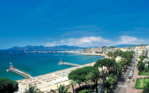 Cannes 535: Vand, Krop Af Vand, Kyst, Coastal Og Oceaniske Landskabsformer, Hav, Vandvej, Strand, Landskab, Ocean, Kyst