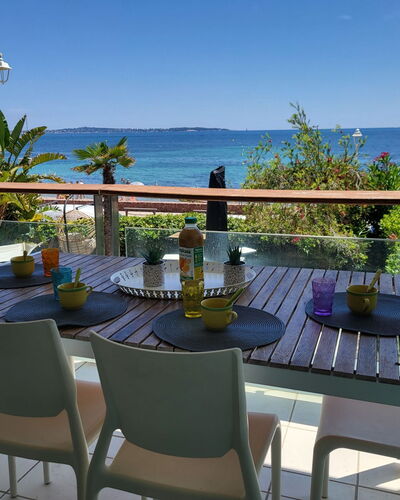 Cannes Bay 615.3