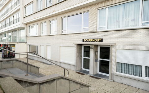 Blankenberge 152: Vindue, Bygning, Urban Design, Boligområde, Materielle Værdier, Facade, City, Kompositmateriale, Ejerlejlighed