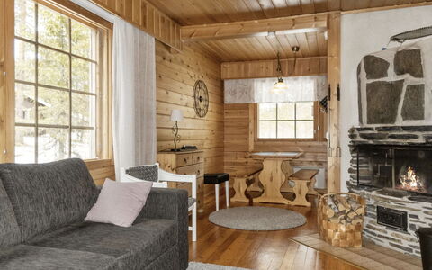 Susitupa 5: Sommerhus, Hus, Hjem, Garden Bygninger, Sidespor, Bjælkehytte, Stuehus, Estate, Skur, Gård