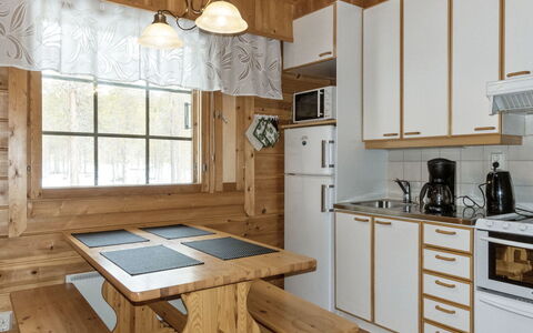 Susitupa 5: Sommerhus, Hus, Hjem, Garden Bygninger, Sidespor, Bjælkehytte, Stuehus, Estate, Skur, Gård